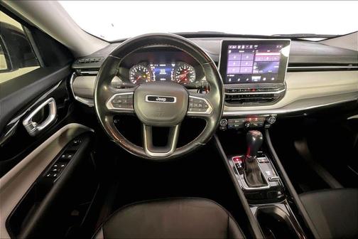 Bright White Clearcoat 2022 Jeep Compass Limited