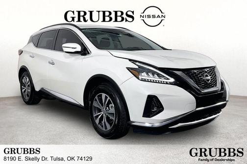 Pearl White Tri-Coat 2023 Nissan Murano SV