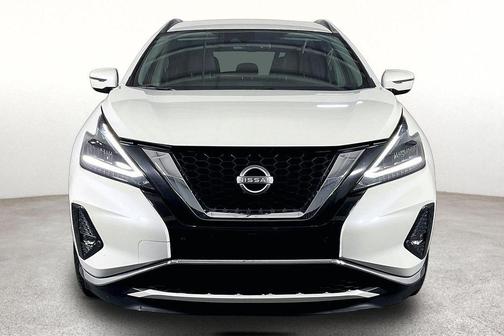 Pearl White Tri-Coat 2023 Nissan Murano SV