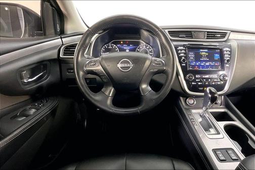 Pearl White Tri-Coat 2023 Nissan Murano SV