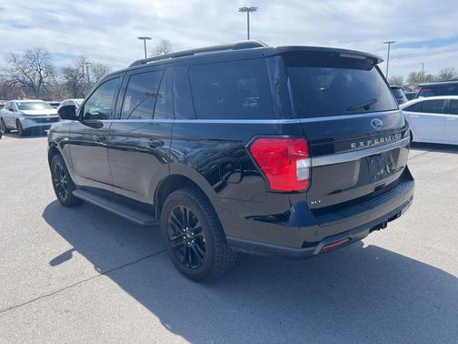 2022 Ford Expedition XLT