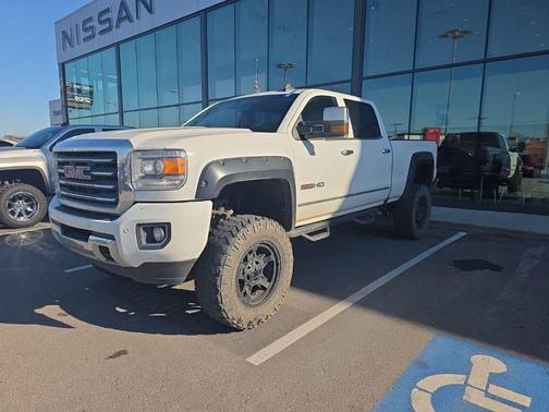 2017 GMC Sierra 2500 SLT