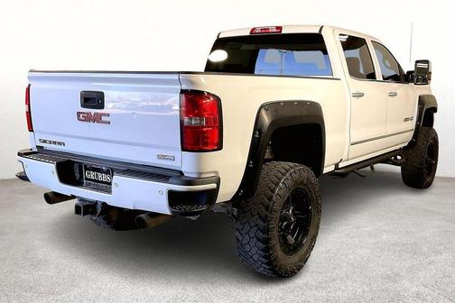 2017 GMC Sierra 2500 SLT