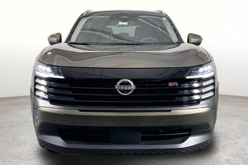 Canyon Bronze M 2025 Nissan Kicks SR