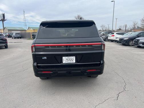 2025 Lincoln Navigator Reserve