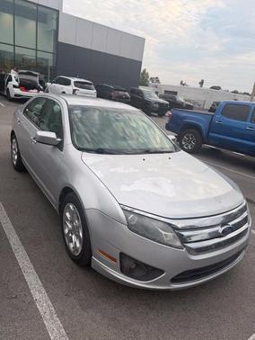Brilliant Silver Metallic 2010 Ford Fusion SE