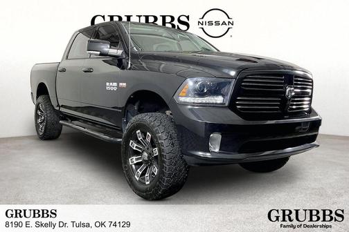Brilliant Black Crystal Pearlcoat 2015 RAM 1500 Sport