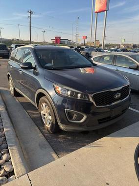 2017 Kia Sorento LX