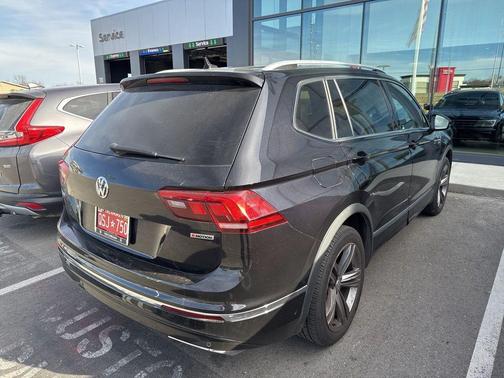 2019 Volkswagen Tiguan 2.0T SEL R-Line
