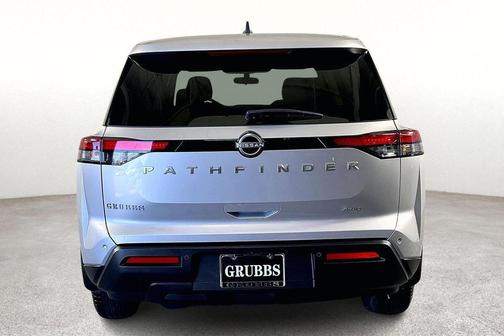 2025 Nissan Pathfinder S