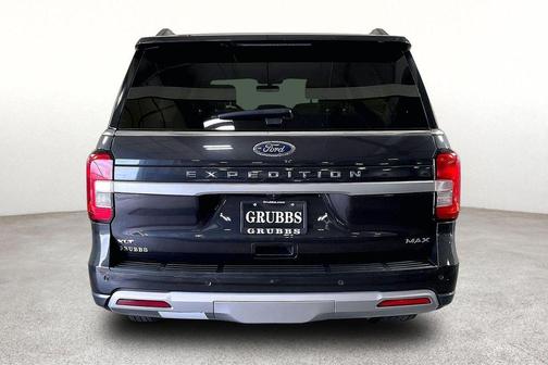 Gray Metallic 2024 Ford Expedition Max XLT