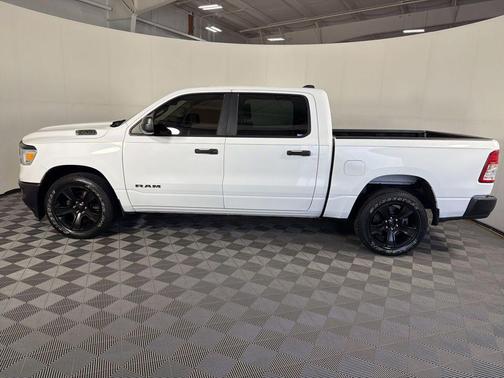 Bright White Clearcoat 2019 RAM 1500 Tradesman