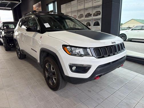 White Clearcoat 2018 Jeep Compass Trailhawk