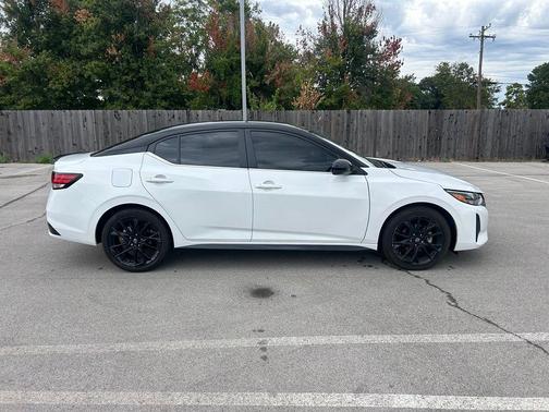White 2025 Nissan Sentra SR