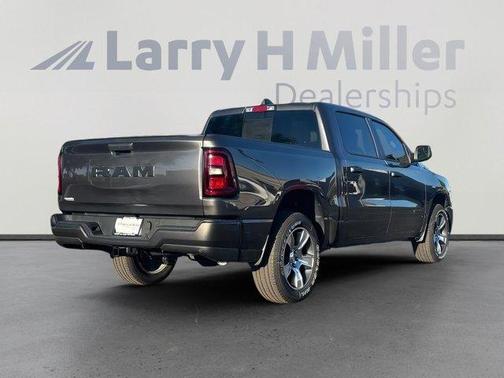 Granite Crystal Clearcoat Metallic 2026 RAM 1500 Express