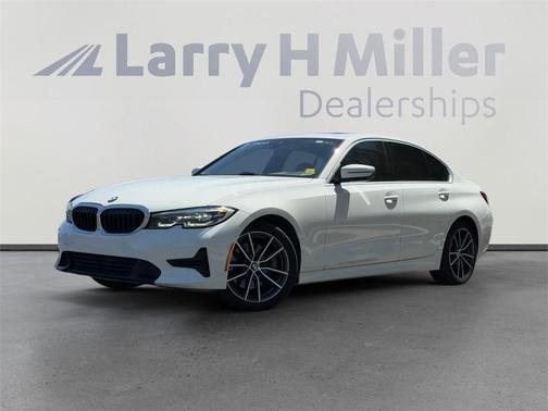 2019 BMW 330 i