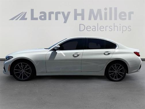 2019 BMW 330 i
