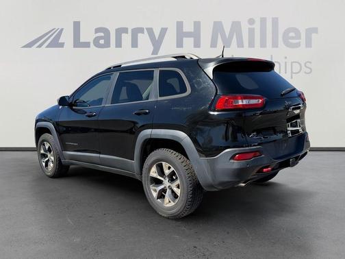 Diamond Black 2017 Jeep Cherokee Trailhawk