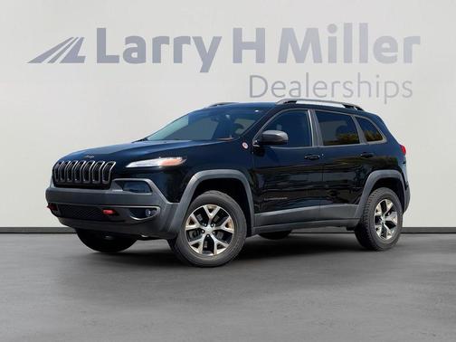 Diamond Black 2017 Jeep Cherokee Trailhawk