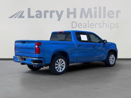 Rip Tide Blue 2026 Chevrolet Silverado 1500 Custom