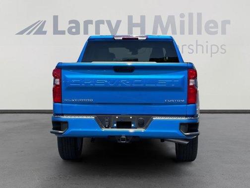 Rip Tide Blue 2026 Chevrolet Silverado 1500 Custom