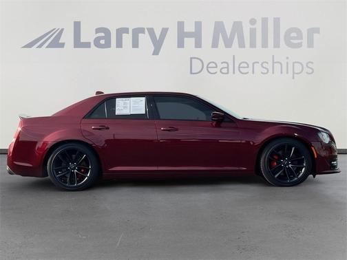 2023 Chrysler 300 300C