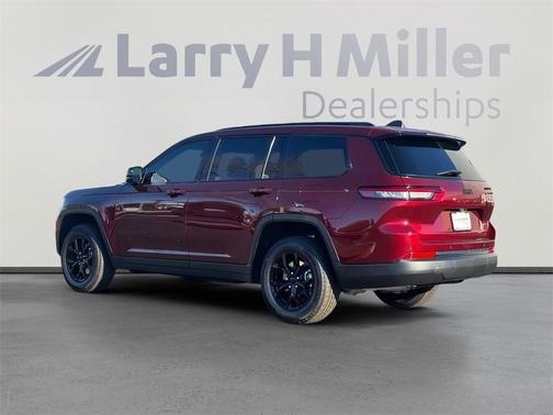 2025 Jeep Grand Cherokee L Laredo