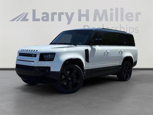 2024 Land Rover Defender P400 X-Dynamic SE