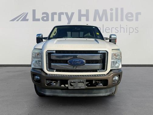 White Platinum Tri-Coat Metallic 2016 Ford F-350 King Ranch
