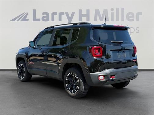2023 Jeep Renegade Trailhawk