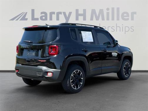 2023 Jeep Renegade Trailhawk