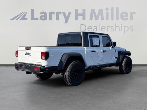 Bright White Clearcoat 2020 Jeep Gladiator Sport