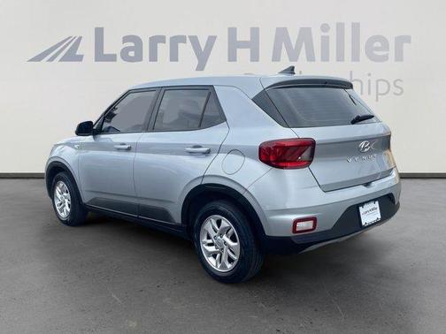 2021 Hyundai VENUE SE