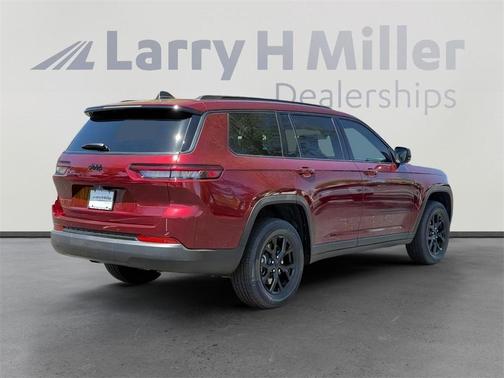 2025 Jeep Grand Cherokee L Laredo