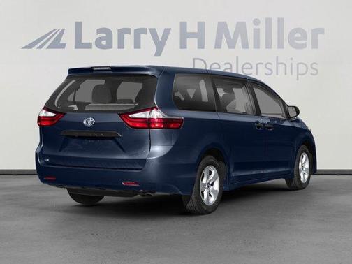 2020 Toyota Sienna XLE