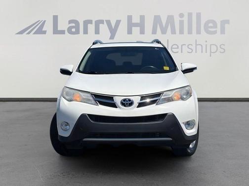Super White 2013 Toyota RAV4 XLE