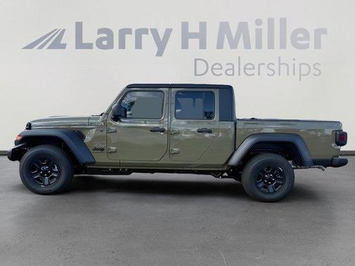 2026 Jeep Gladiator Sport