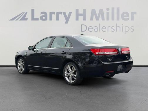 Tuxedo Black Metallic 2010 Lincoln MKZ Base