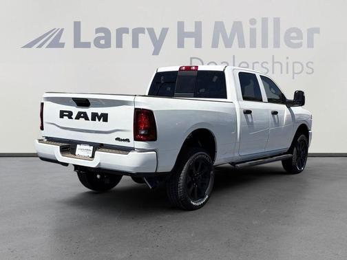 Bright White Clearcoat 2026 RAM 2500 Black Express