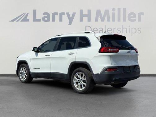Bright White Clearcoat 2017 Jeep Cherokee Latitude