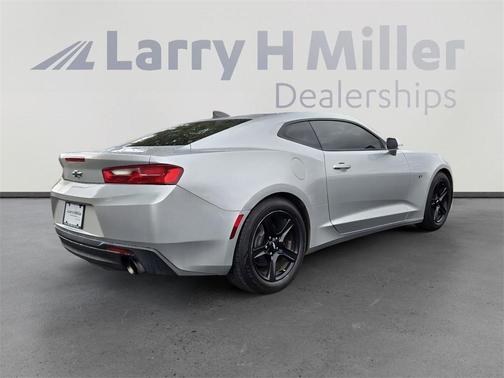 2017 Chevrolet Camaro 1LT