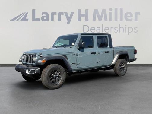 2026 Jeep Gladiator Sport