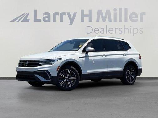 Pure White 2024 Volkswagen Tiguan 2.0T Wolfsburg Edition