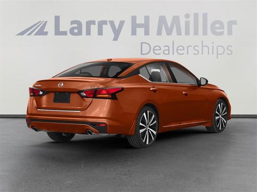 2022 Nissan Altima 2.0 SR