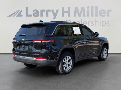 Diamond Black 2023 Jeep Grand Cherokee Limited