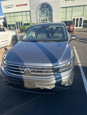 2024 Volkswagen Tiguan 2.0T SE