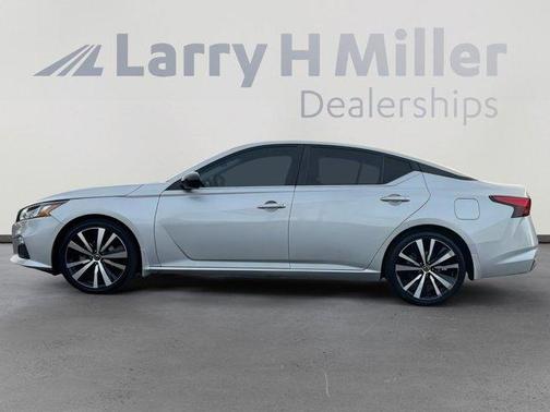 2020 Nissan Altima 2.5 SR