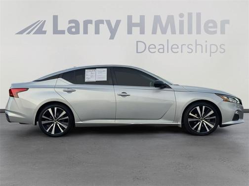 2020 Nissan Altima 2.5 SR