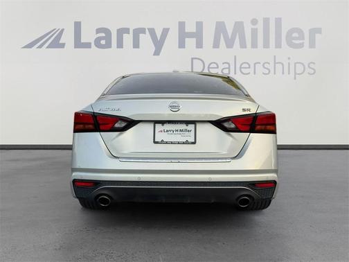 2020 Nissan Altima 2.5 SR