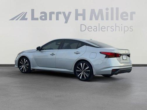 2020 Nissan Altima 2.5 SR